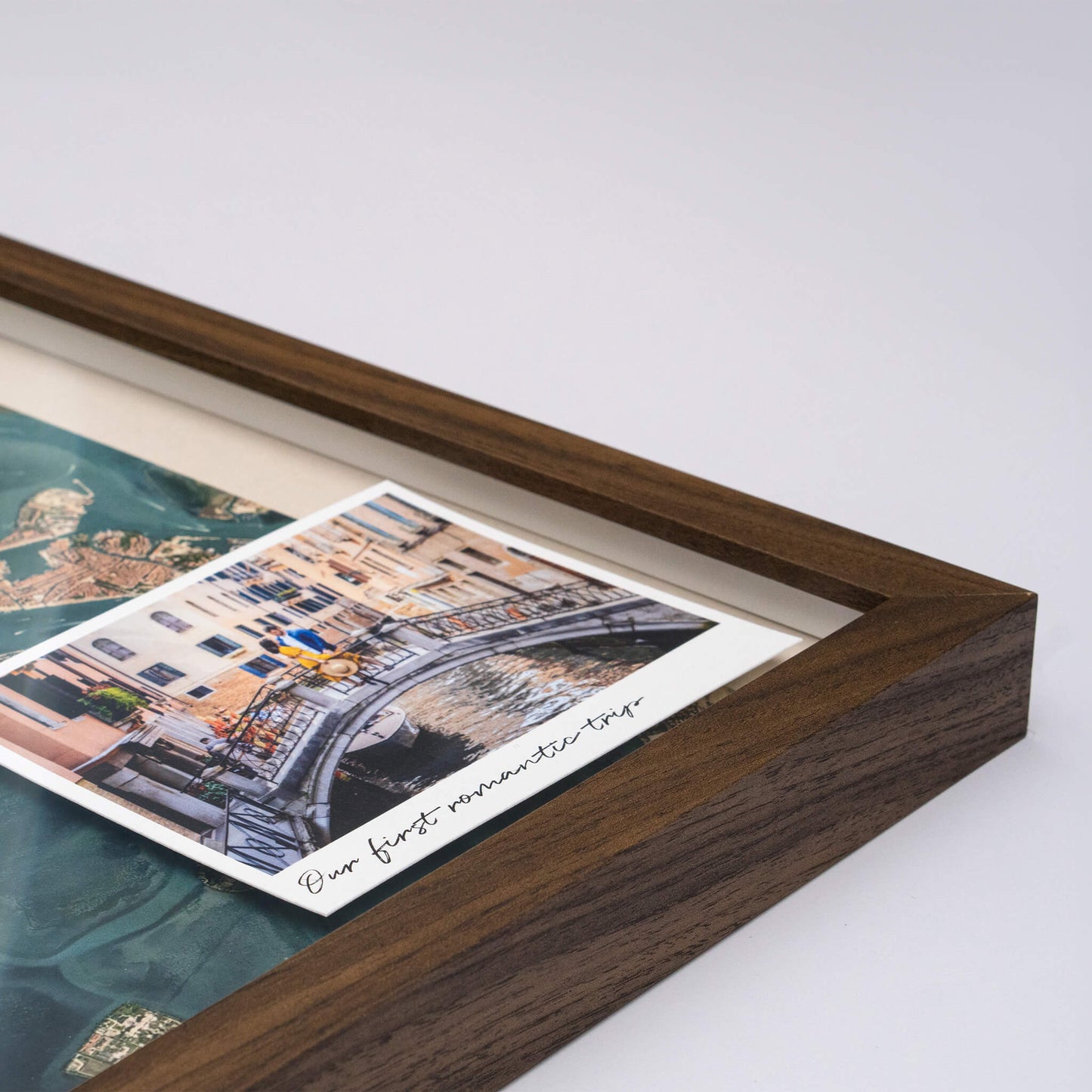 „Titulka magazínu“ na Satelitnej mape